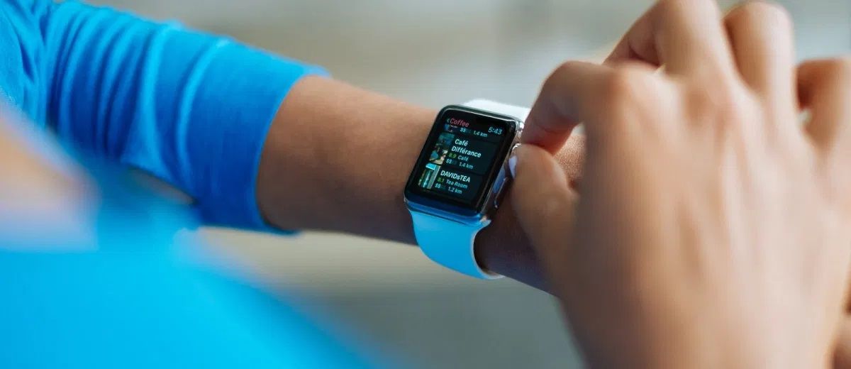 Care sunt cele mai importante caracteristici ale unui smartwatch?