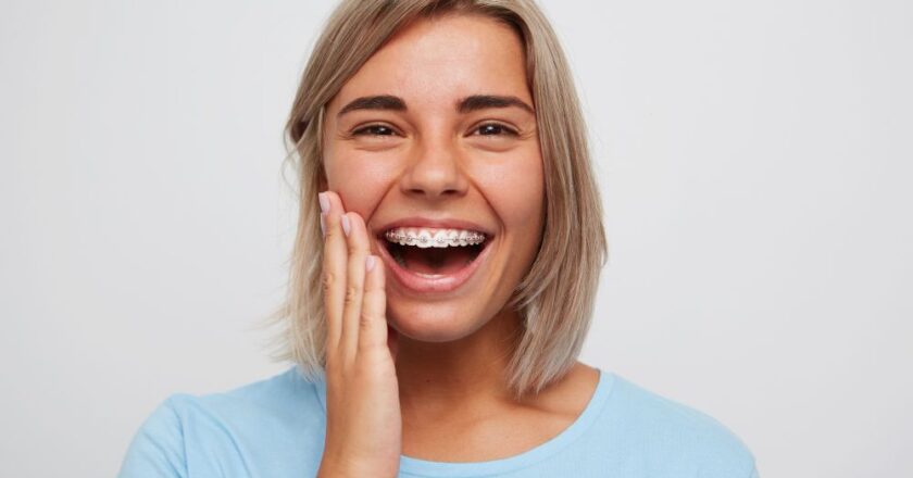 Şase motive pentru a-ţi pune aparat dentar
