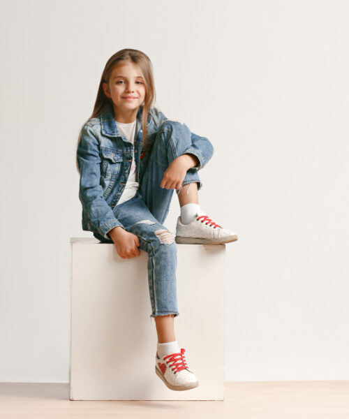 Ce stil de pantofi este cel mai potrivit pentru o fetiță?