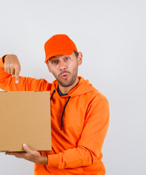 Exista o limita de greutate pentru produsele care pot fi livrate prin serviciul de curierat standard?