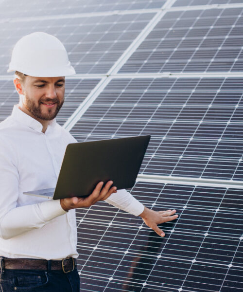 Cum sunt conectate celulele solare într-un panou solar?