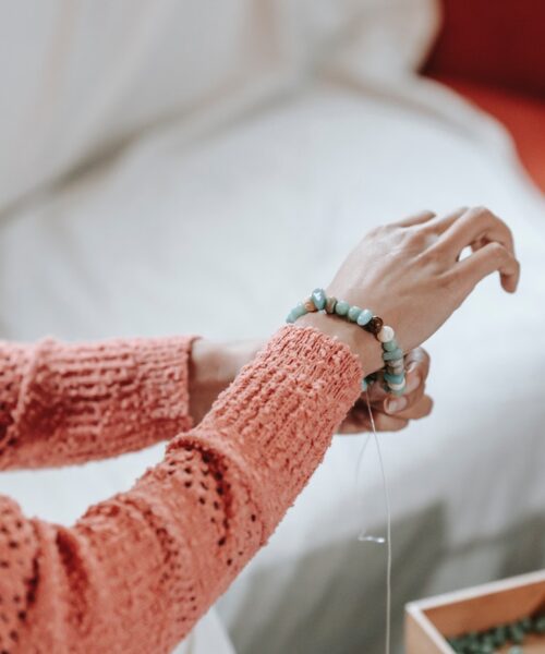 Agatul și bijuteriile personalizate – O modalitate unică de a-ți exprima stilul