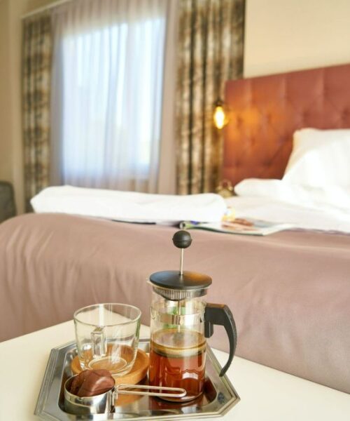 Cum să oferi servicii de calitate în hotelul tău? Top 3 lucruri care atrag clienții și îi fac să revină