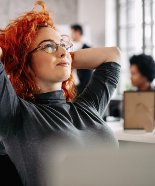 Relaxarea la birou: cum să-ți menții echilibrul și sănătatea