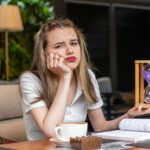 Explorarea Tehnicilor Nesanatoase de Gestionare a Stresului: Riscuri, Consecințe și Alternative Sănătoase