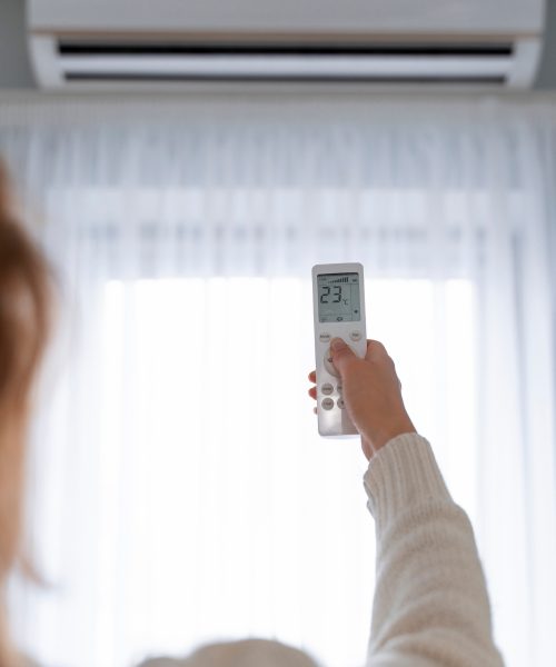 Câte grade trebuie să fie în casă vara?