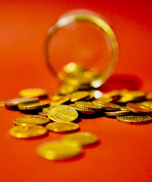 Ce trebuie să faci dacă te lovești de lipsa banilor, în timpul organizării propriei nunți. Top 4 idei pe care le poți pune în practică