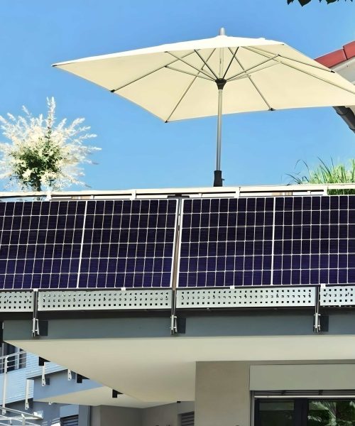 Sunt viabile panourile fotovoltaice pentru balcon?
